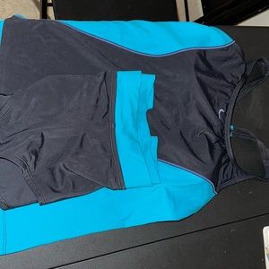 XL NIKE BATHING SUIT 2pc